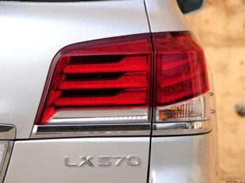 二手车｜雷克萨斯LX570：日系大旗舰凭啥成为保值一哥？  -图1